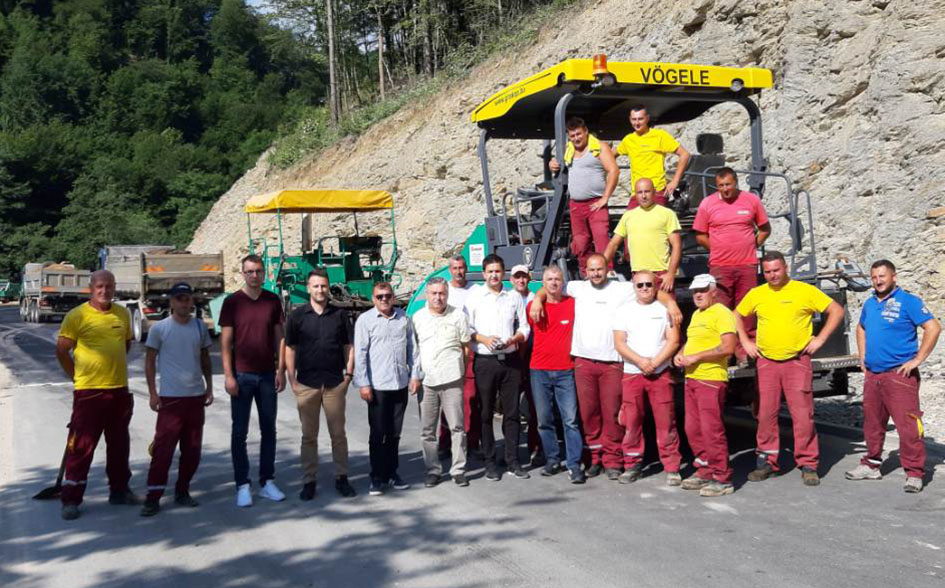 IMG 377b67147fc048319ec3ad6906624411 V